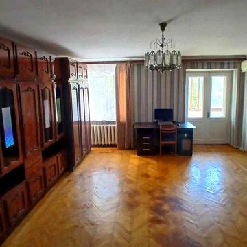 Продаж • 2к сталинка • 72 м² • 4/5 поверх • Центр • #146625