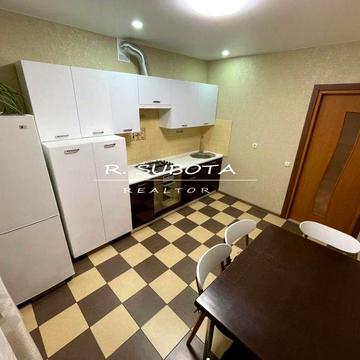 2.к квартира на ул. Артема 80 м2, Центр Сечевых Стрельцов