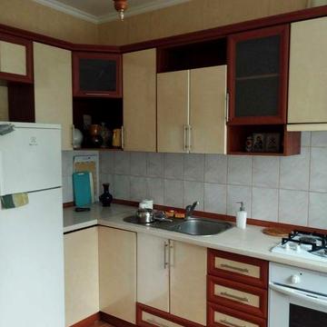 Продам квартиру в центрі Чернігова. 2/5 кирп.  Центр. Автономка.