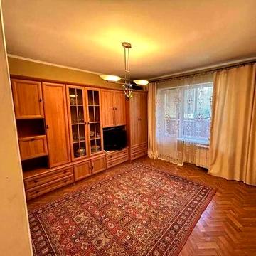 Продаж,1к квартира Метро Деміївська, Голосіївська, парк, гарний стан, з технікою та меблями
