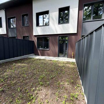 Таунхауси в Ірпені, окремий передній двір, газ, гарна локація!