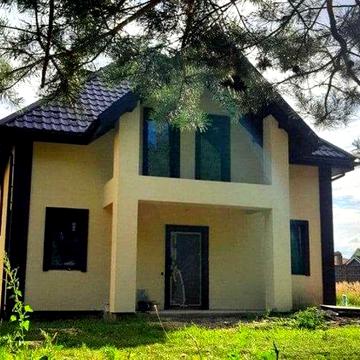 Будинок з червоної цегли в оточені лісу: 175кв.м+10 соток землі. Без%