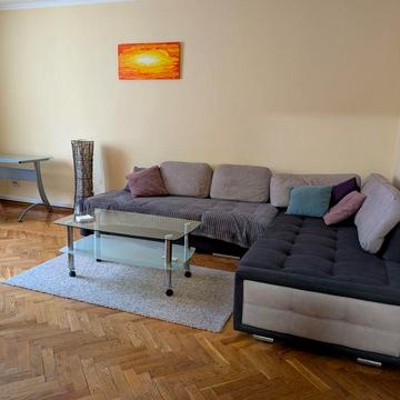 Оренда 4 кімнатної  квартири