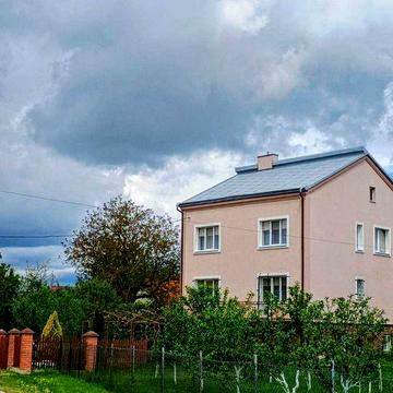 Продаж просторого будинку в м. Городок