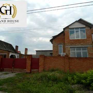 Продам двоповерховий будинок в с. Соколівське