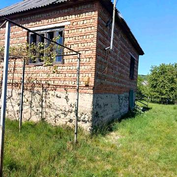 Будинок під ремонт в с.Чертіж