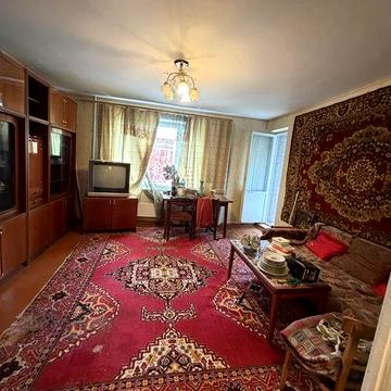Продам 2 х ком квартиру.Одесская