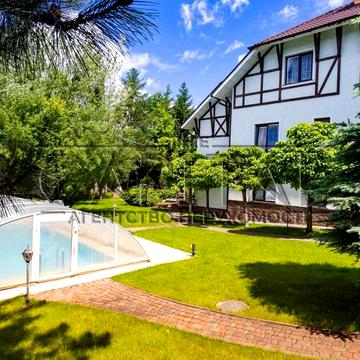 Продаж / Будинок / 562 м2 / Іванковичі / вул. Соборна