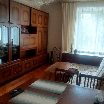 Продається 3-кімнатна квартира в Печерському районі по вул. Омельяновича-Павленка 5