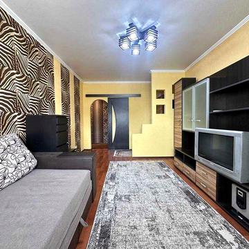 Простора 1к, 43м2 з меблями та технікою! вул. Милославська 35, Троєщина