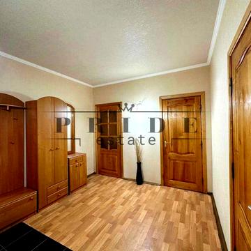 Квартира в Дарницькому районі Києва ,Здолбунівська, 11