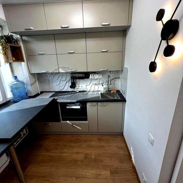 Продаж 2-кімнатної квартири 50 м2 на вул. Коновальця, 15 к1 Палац Україна Центр