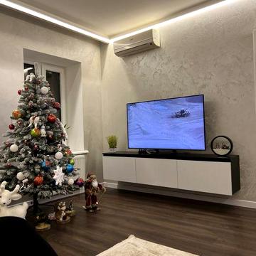 Продається будинок з тепличним господарством. Готовий бізнес.