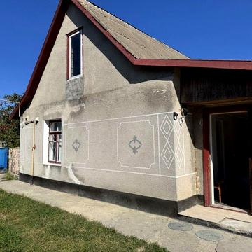 Продається будинок у центрі с. Сидори