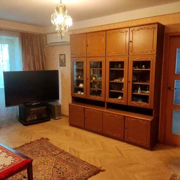 дам 3-у квартиру пр.Леся Курбаса, швидкісний трамвай