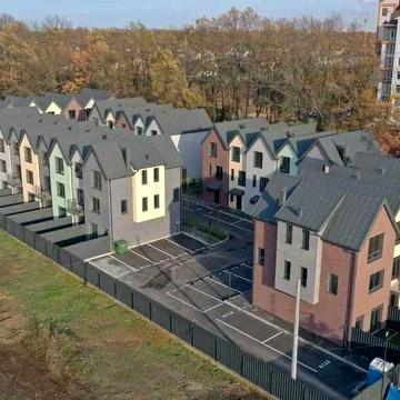 Продам сучасний таунхаус 100м2 в закритому комплексі, ДЕРЖ ПРОГРАМИ
