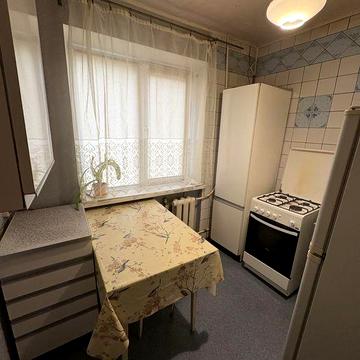 Продам 2х комнатную квартиру ул В. Чорновола (Ю. Савченко)