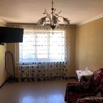 Продам квартиру на пр.Відродження