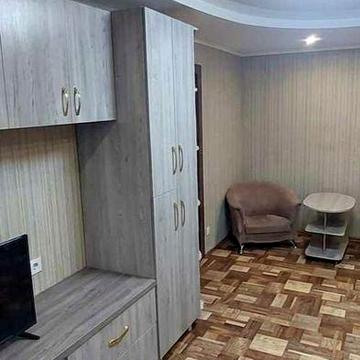 Продам ( продаж) двокімнатну квартиру