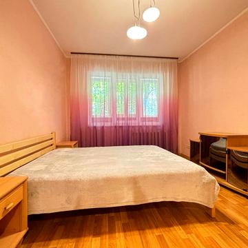 Героїв Дніпра вул., 5