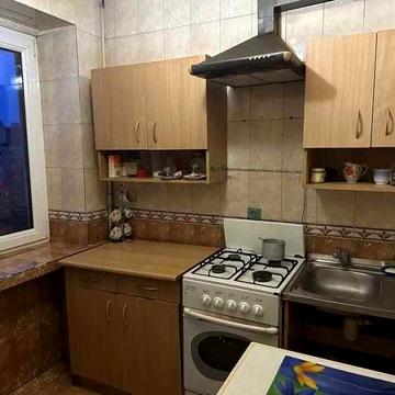 В пешей доступности от метро Академика Павлова