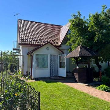 Затишний будинок з ділянкою 18,5 соток. Газ. Садок. Власна теплиця!