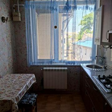 Уютная  квартира , по   отличной  Цене!  На   улице   Мечникова/  Лазарева!