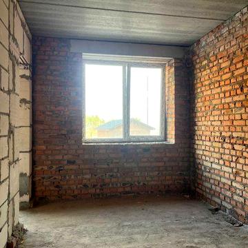 Продається 1 кімнатна квартира в чудовій локації без комісії !
