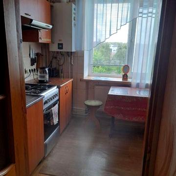 Продам 2-кімнатну квартиру в смт Люблінець, капітальний ремонт