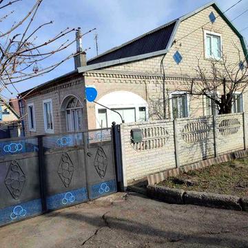 Світлий та затишний будинок для сімї