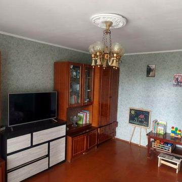 Трикімнатнатна квартира в м. Малин, р-н залізничного вокзалу