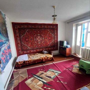 Продаж 3-х кімнатної квартири.