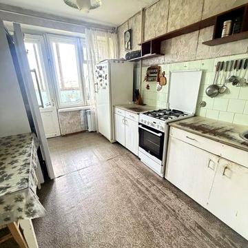 Продажа 3х ком.кв по ул. Героев Полка Азов ( Бульвар Гвардейский) -25000$