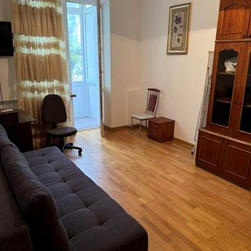 Квартира в Центре. Район Менд.института
