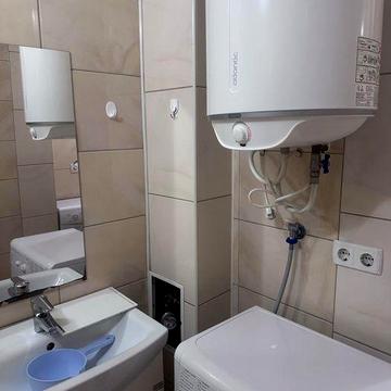 Оренда 2 кімнатної квартири на Ентузіастів