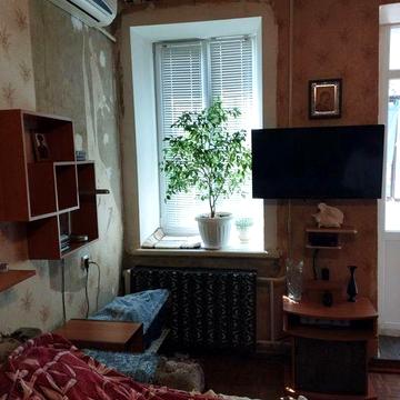Продам 2-х кімнатну квартиру в центрі