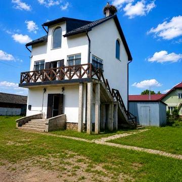 Продаж будинку під комерцію