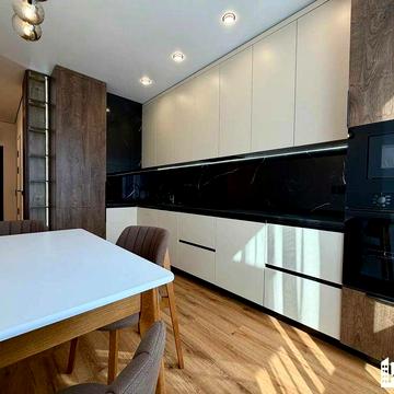 Продаж укомплектованої півторачки з видом на гори у ЖК Manhattan