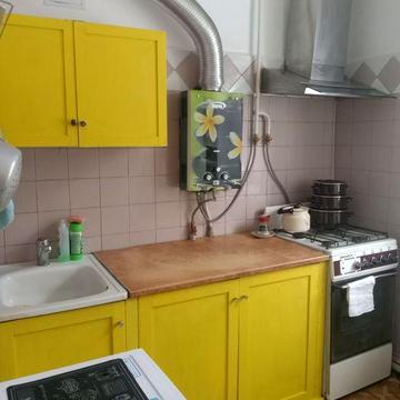 Терміново продам 1 квартиру центр під бізнес