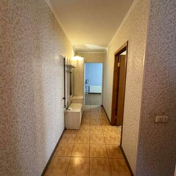 Продаж 2-кімнатної квартири в районі ринку Нива