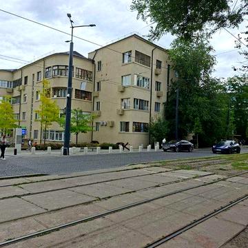 Продам 3х кімнатну квартиру вул. Івана Акінфієва
