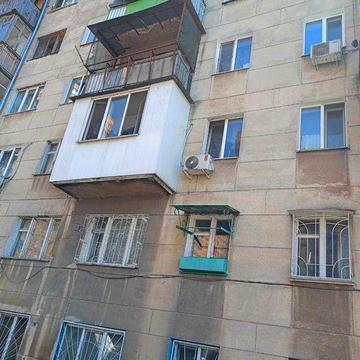 Однонімнатна квартира на вулиці Середня
