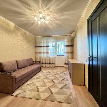 2-кімнатна квартира з якісним ремонтом, вул. Гната Юри, 18