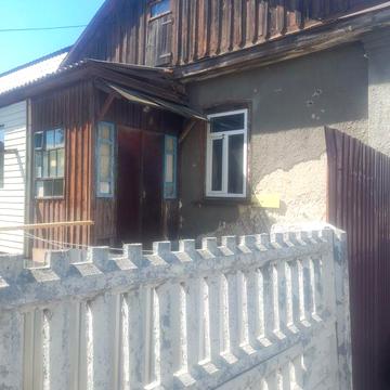 Частина будинку можливо під бізнес