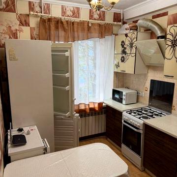 Сдам 1 комн. Квартиру , Ремонт , . Вадатурского ( Малиновского ) / 10 Больница