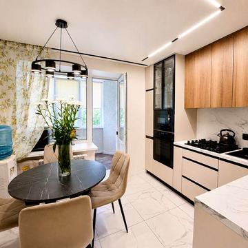 Продаж просторої 2-кімнатної квартири 95 м² /  Цегляний будинок / Ремонт 2024 року / Масив Піщаний