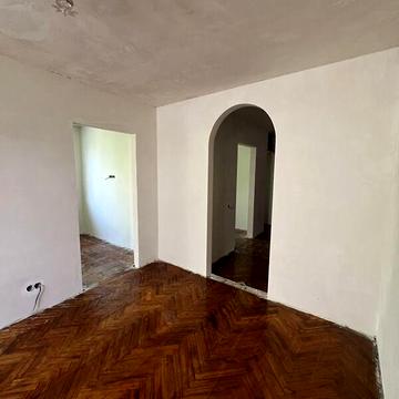 Продаж 3к Квартира Сергія Москаленка (Красовського) вулиця
