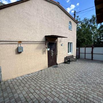 Продам частину будинку в районі старого переїзду