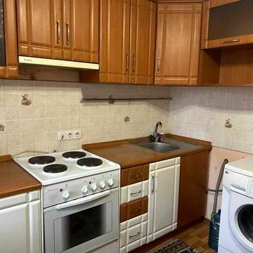 Сдам 1- комнатную квартиру на Оболони, просп. Героев Сталинграда,49-Б.