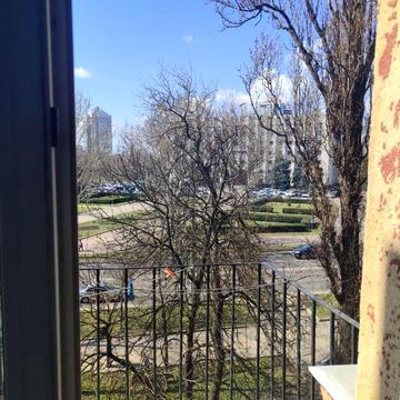 2-х кімнатна сталінка на пр. Шевченко.